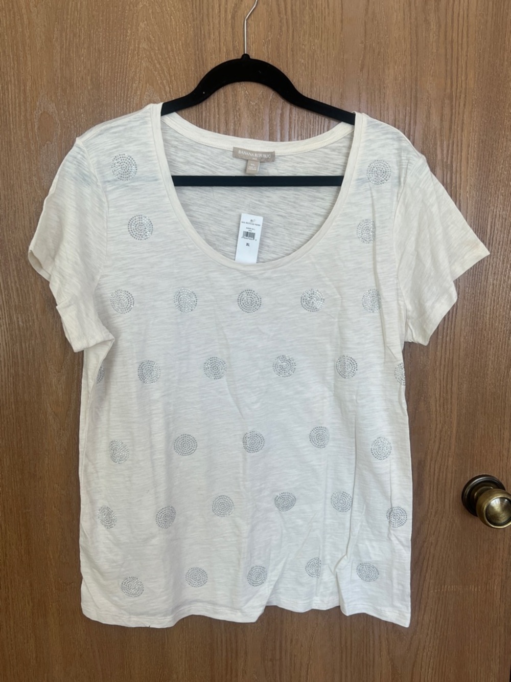Banana Republic Cream Short Sleeve Scoop Neck Tee with Silver Dot Accents